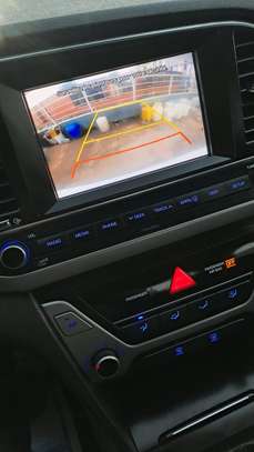Hyundai Elantra 2018 image 6