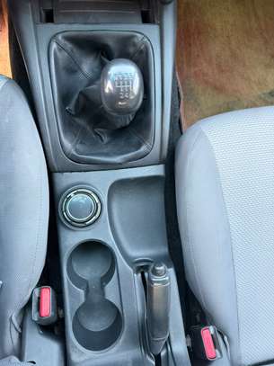 Mitsubishi l200 image 4