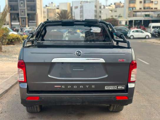 SsangYong Korando 4x4 Gris SUV robuste et confortable image 13