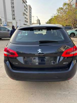Peugeot 308 2016 image 4