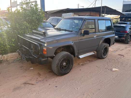 Nissan patrol 2009 image 2