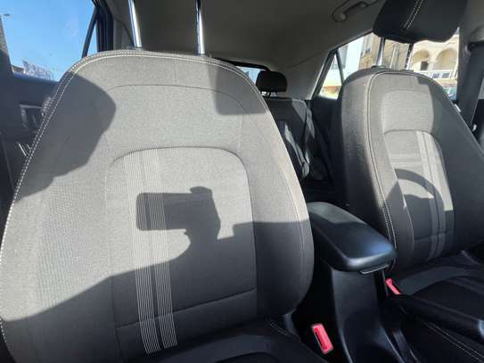 Hyundai Venue image 10