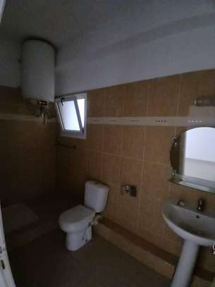 F4 de 135 m² à vendre cité Sipres VDN image 14