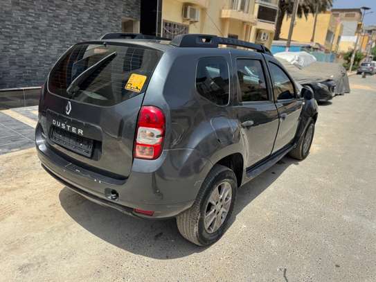 Renault Duster 2016 image 10