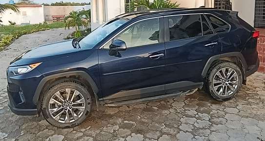 2019 RAV4 Limited AWD image 15