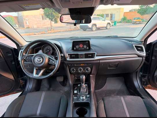 Mazda 3 2017 image 5