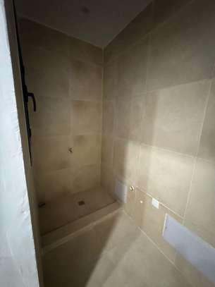 Appartement de 3 chambres au point e lumineux a louer image 6