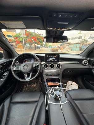Mercedes-Benz GLC 2018 Full Options image 10