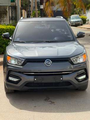 Ssangyong Tivoli 2018 image 2