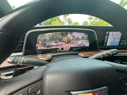 Cadillac Escalade 2021 image 7