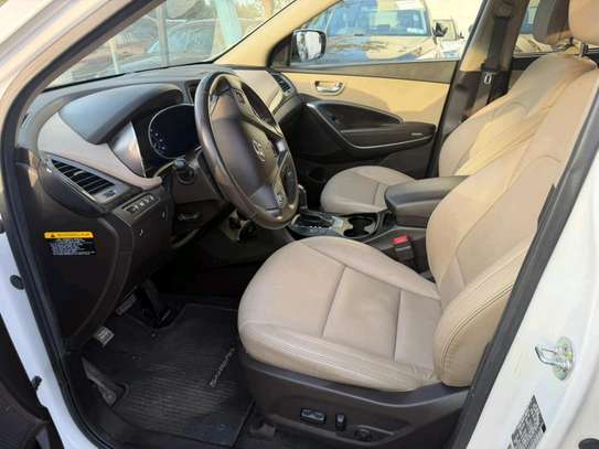 Hyundai Santafe image 4