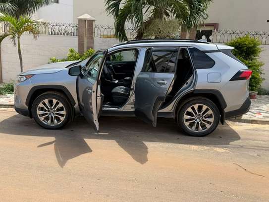 Toyota Rav4 4/4  Année 2020 image 7