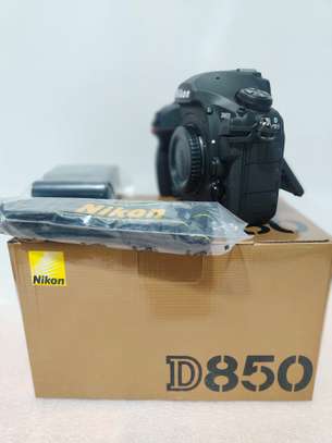 Nikon D850 Neuf image 2