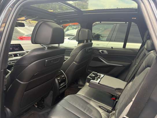 BMW X5 2019  07 places Gris Métallisé Automatique Faible Km image 10