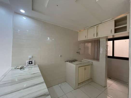 Appartement à vendre au Point-E avenue birago diop image 8