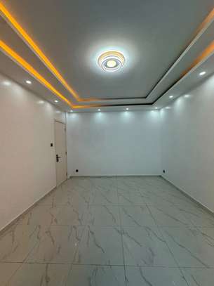 APPARTEMENT A LOUER A ZONE DE RECASEMENT NGOR ALMADIES image 2