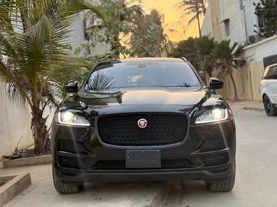 2018 Jaguar f pace image 8