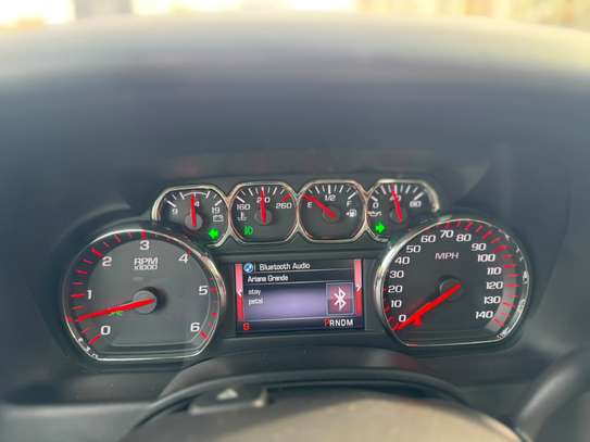 GMC YUKON XL image 9