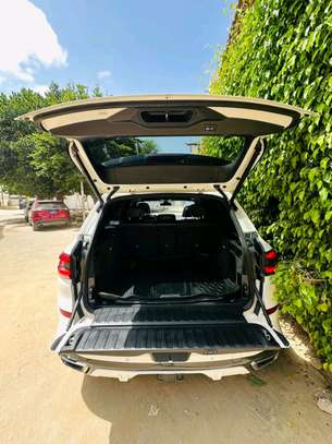 Bmw x5 pack m 2019 image 6
