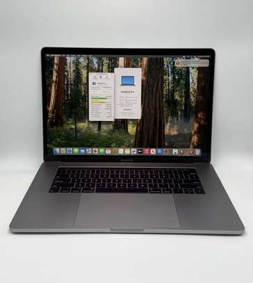 MacBook Pro 15 2018 i7 16/512 image 3