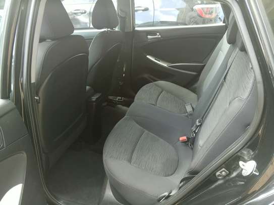 HYUNDAI ACCENT 2017 à VENDRE image 5