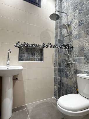 À louer – Appartement F4 neuf aux Mamelles image 14