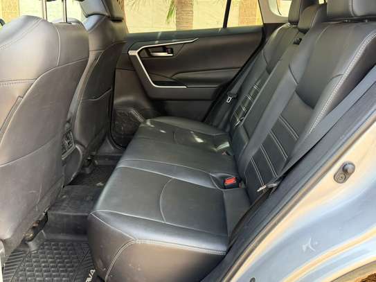 Toyota Rav4 4/4  Année 2020 image 5