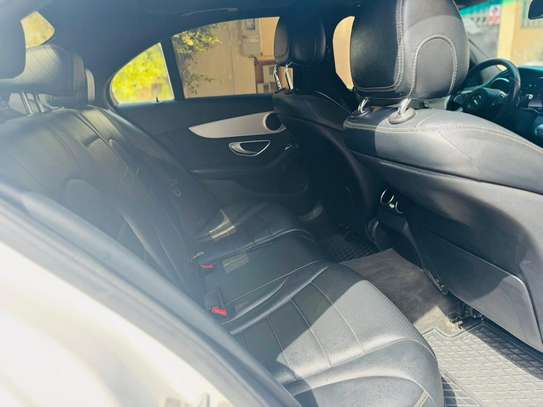 MERCEDES CLASSE C300 2015 image 7