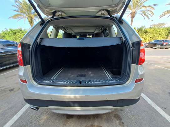 BMW X3 SUV  spacieux et performant image 11