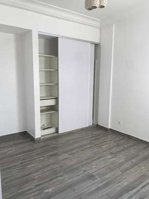 Appartement F4 à louer à ngor almadies image 6