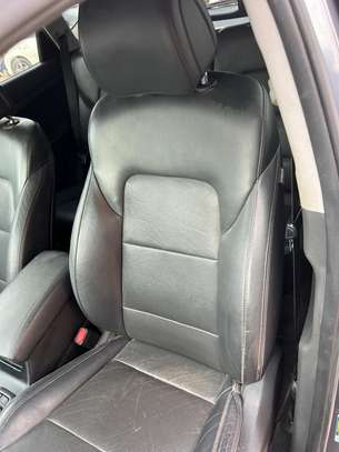 Hyundai Tucson Limited image 3