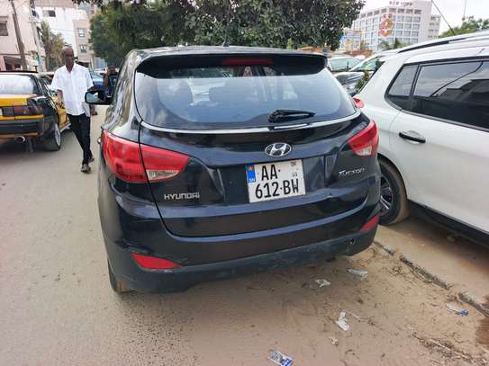 HYUNDAI TUCSON image 7