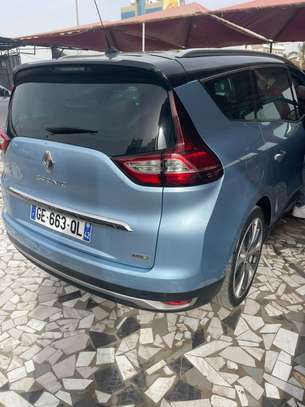 Renault scenic 2020 7 places image 2