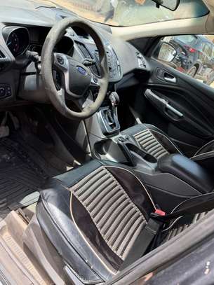 Ford escape image 4