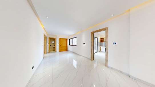 F4 de 170m² au point E image 10