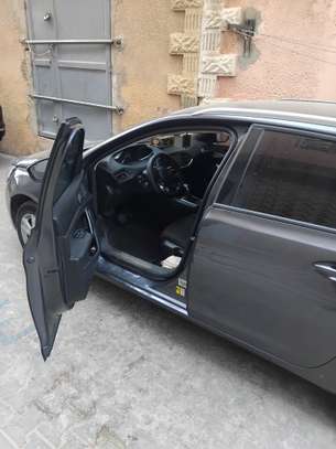 Voiture 308 image 11