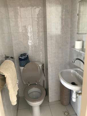 Appartement F4 a louer au Plateau image 15