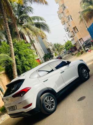 HYUNDAI TUCSON 2016/17 2.0 image 4