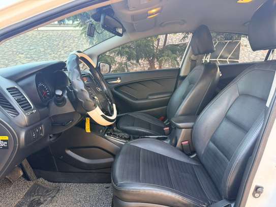 KIA  K3 🔘 Année :  *2016* image 5