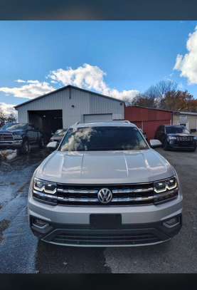 Wolsvagen atlas 2018 image 2