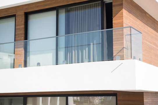 RAMPES ET BALCON INOX image 3