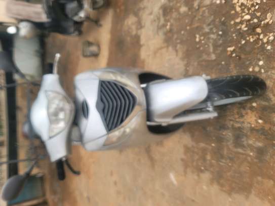 Hunda SH 125 image 7