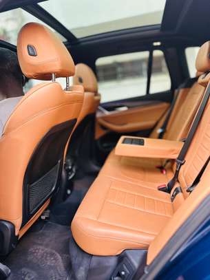 BMW X3 année 2019 image 8