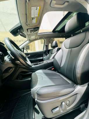 Hyundai santafe 2023 image 11