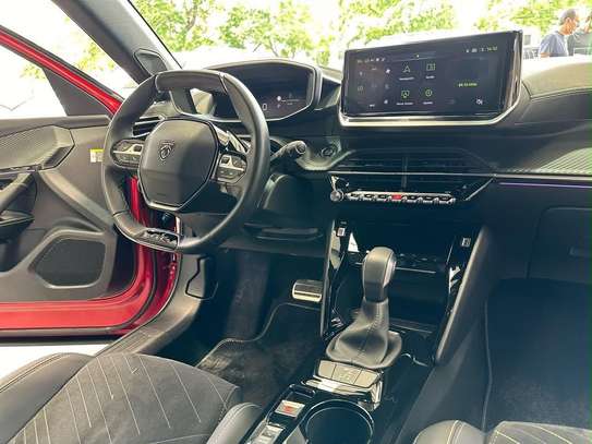 Peugeot 2008 2025 image 11