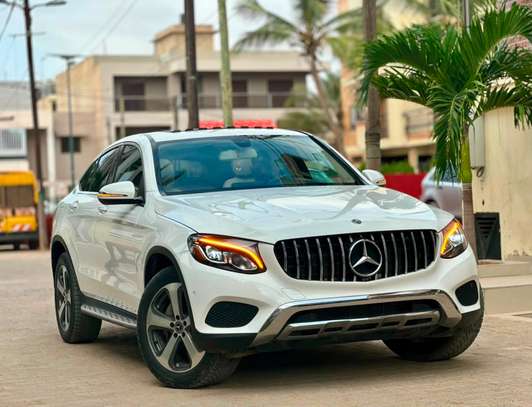 mercedess glc 300 4matic image 3