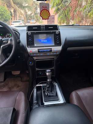 Toyota prado image 6