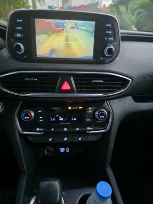 Hyundai Santafe 2020 image 8