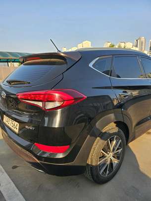 Hyundai Tucson image 4