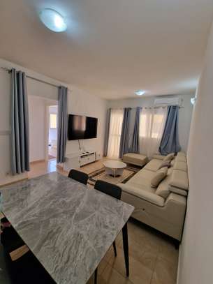 Appartement moderne avec piscine à Dakar centre image 2